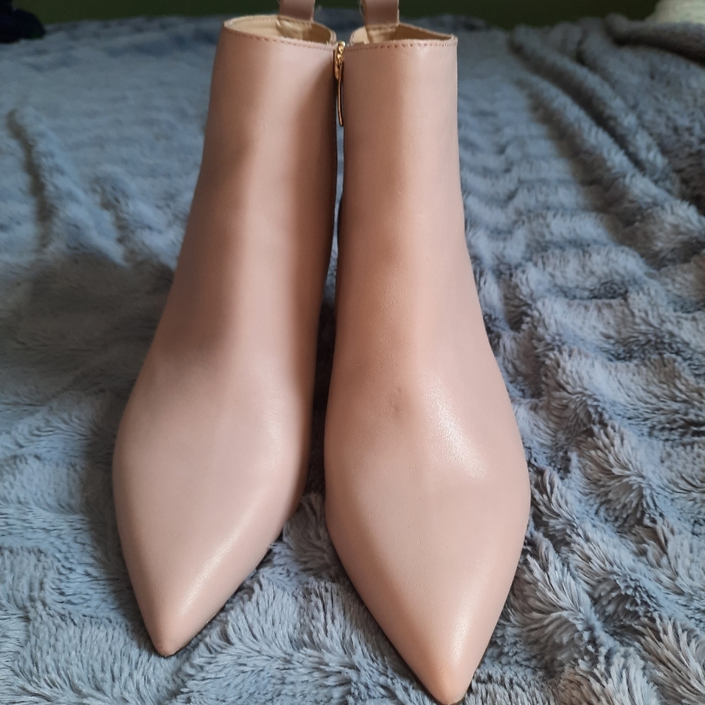Women's Pointed-Toe Nude Ankle Booties with Side Zip - Picture 2 of 8